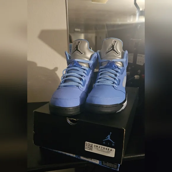 UNC Jordan 5